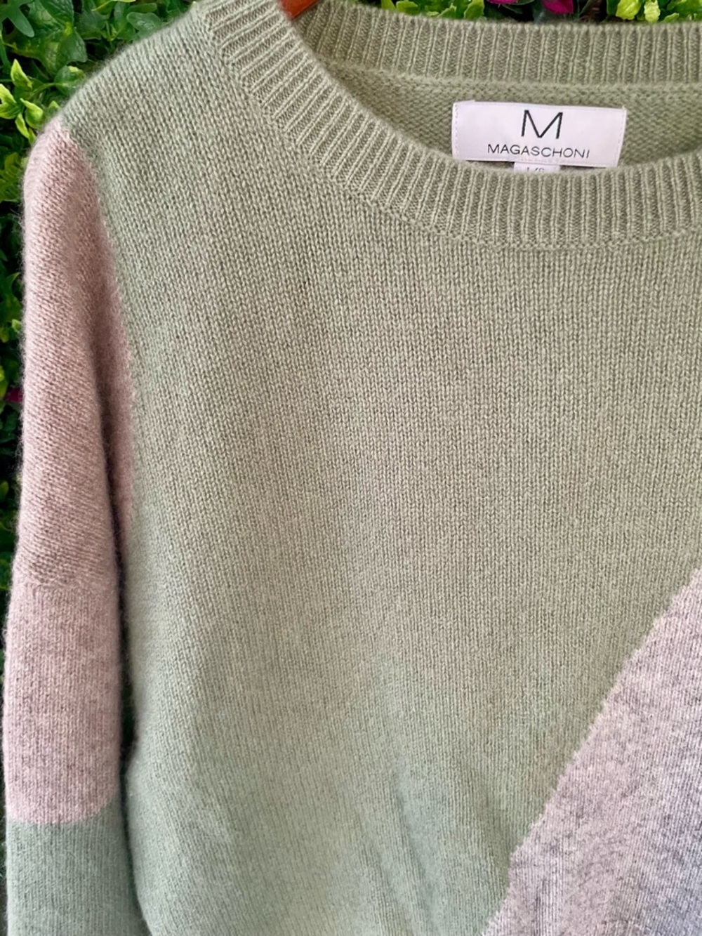 Magaschoni 100% Cashmere Colorblock Sweater | Sage Green Blush & Dove Large - Picture 4 of 8
